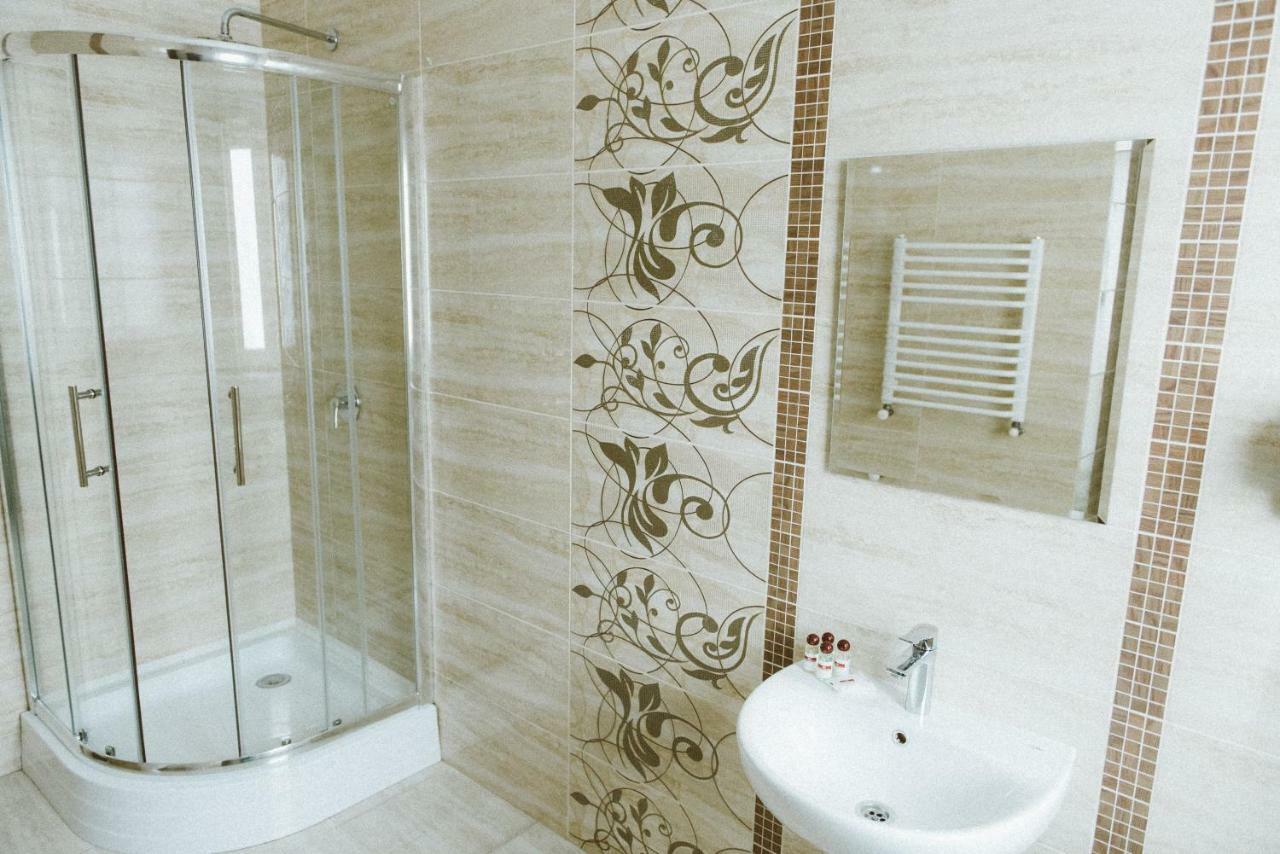 Kolybayevka Hotel Korona מראה חיצוני תמונה