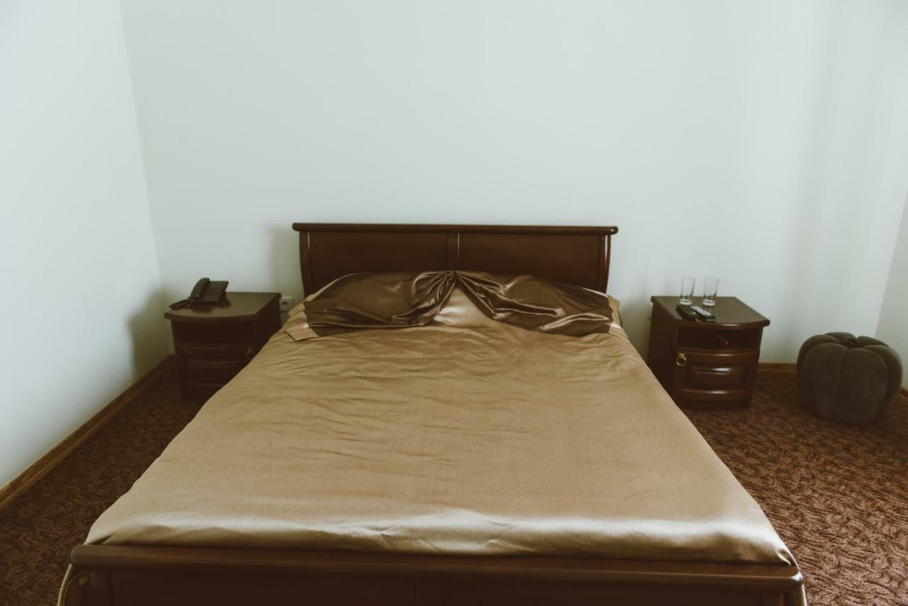 Kolybayevka Hotel Korona מראה חיצוני תמונה