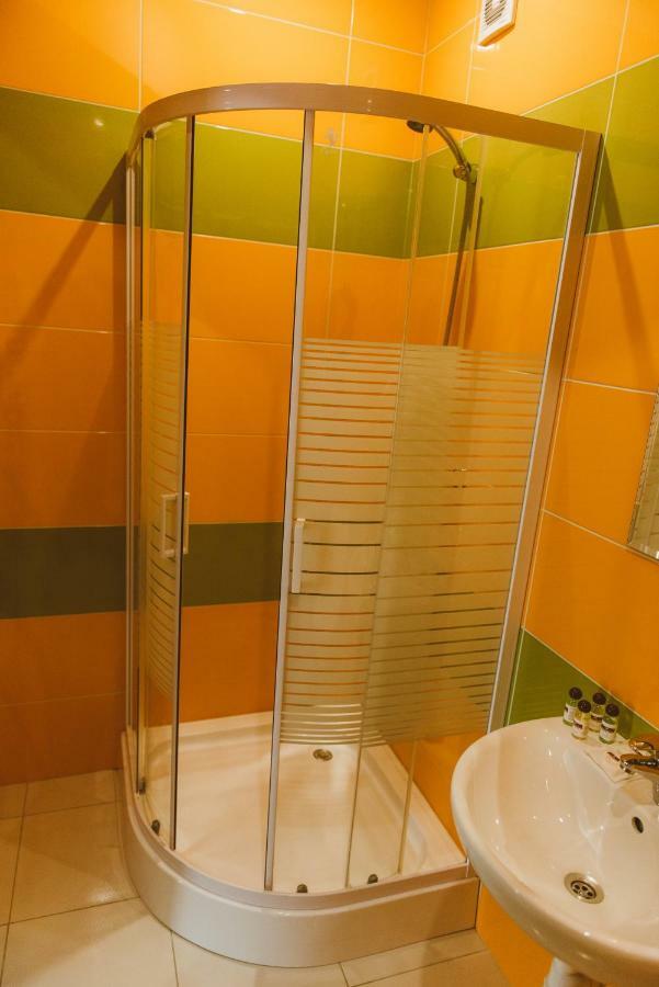 Kolybayevka Hotel Korona מראה חיצוני תמונה